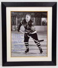 AWESOME HAND-SIGNED AND INSCRIBED BOBBY HULL PHOTOGRAPH!
