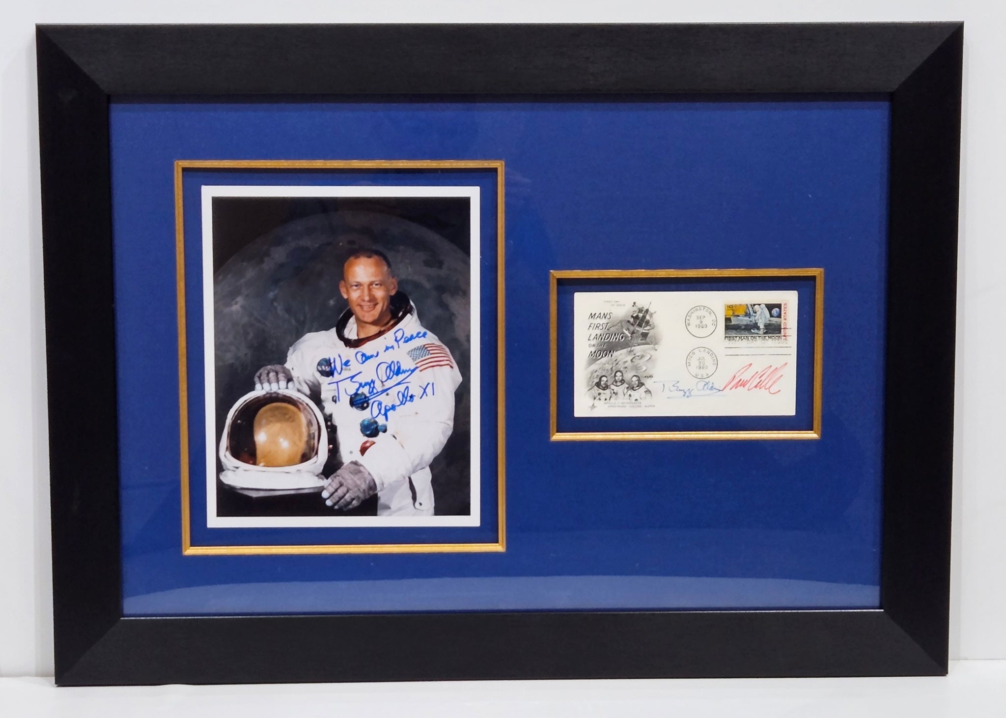 APOLLO 11 OFFICIAL NASA PORTRAIT HAND-SIGNED BY BUZZ ALDRIN WITH FIRST DAY COVER
