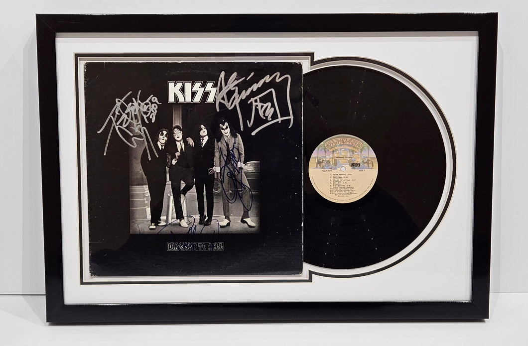 dressed to kill kiss Based on the NYC photoshoot from their classic 1975 album Dressed to Kill KISS ' DRESSED TO KILL