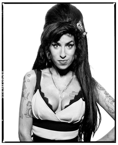 AMY WINEHOUSE - HAND-SIGNED BY THE LATE TERRY O'NEILL