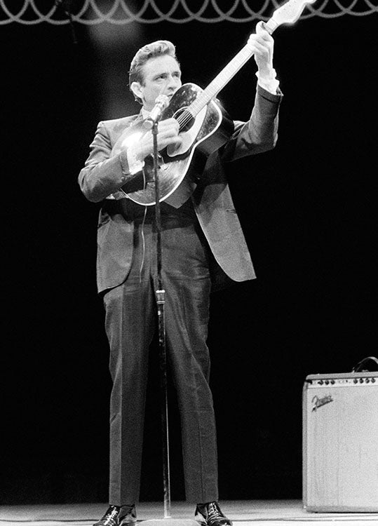 JOHNNY CASH W/GUITAR – Zazoo Fine Art Gallery