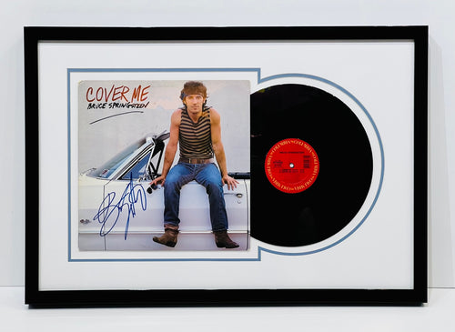 BRUCE SPRINGSTEEN ' COVER ME ' HAND-SIGNED SINGLE COVER AND VINYL SET-UP
