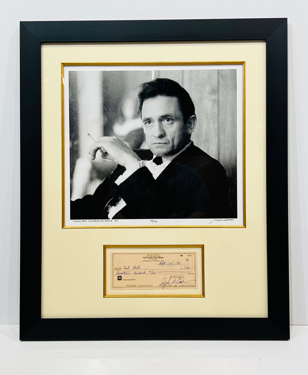 JOHNNY CASH SIGNED CHECK WITH HISTORIC PHOTOGRAPH